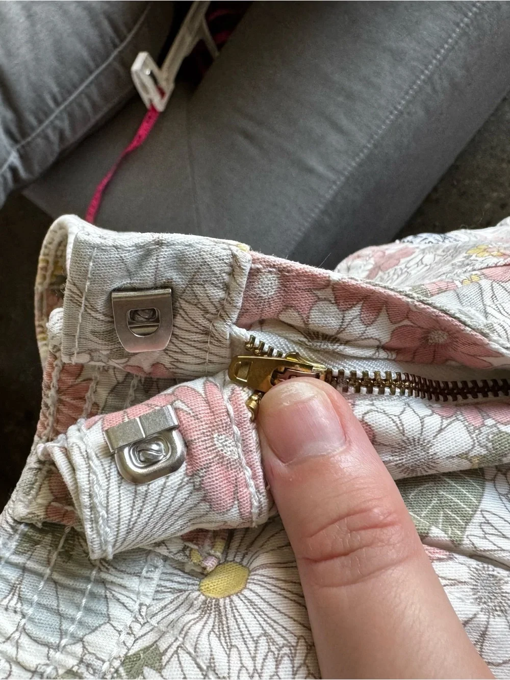 Levis 98% cotton